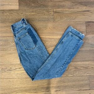 Abercrombie & Fitch Women’s Curve Love Ultra High Rise 90s straight Jean